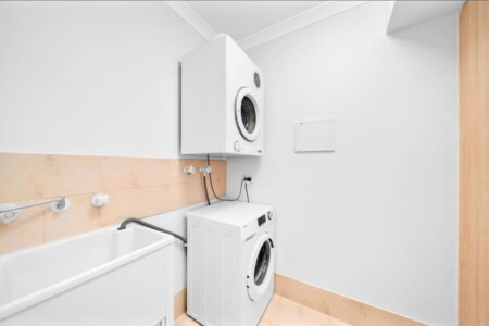 laundry1 min