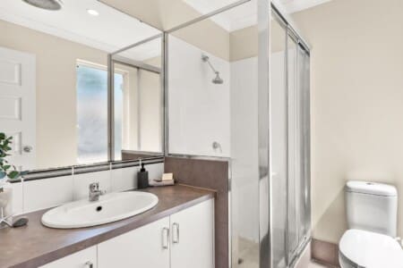 Ensuite1 min