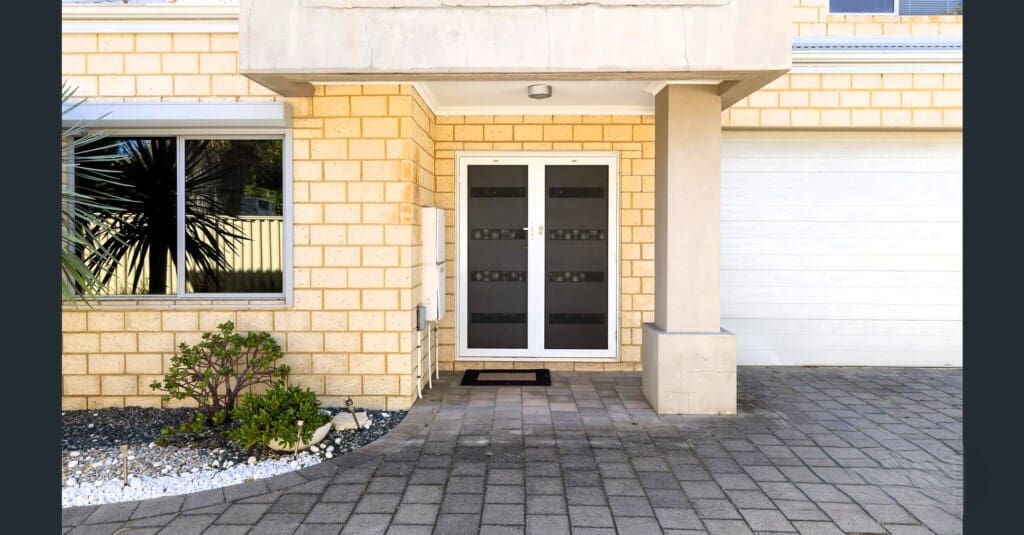 02d7b3d8 9f6a 42c3 8c5d a3ee90ee4648