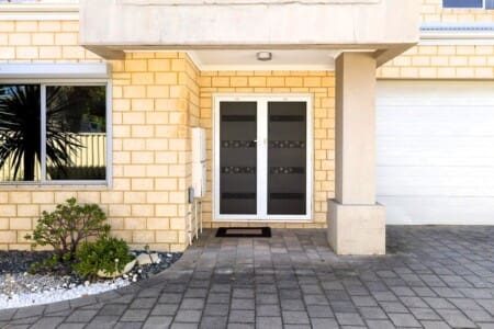 02d7b3d8 9f6a 42c3 8c5d a3ee90ee4648