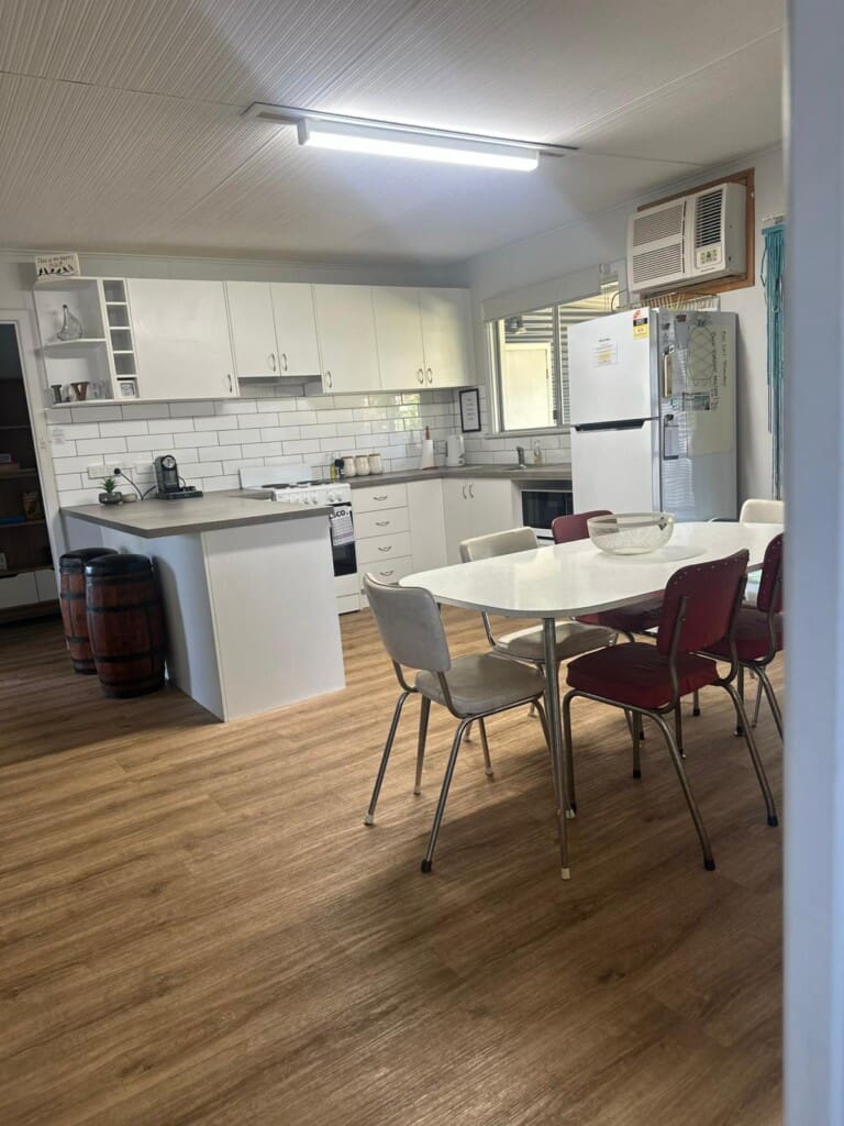 4176dfa6 a077 47ac 8b0c cf428c3a950c