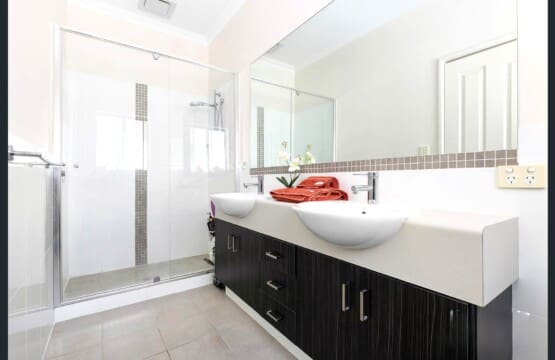 5ca37e5f db0f 477f a1a7 b568c5eed6d9