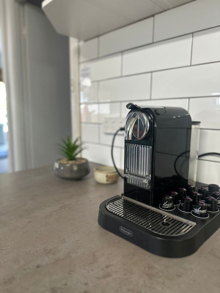 6dce7ae0 5cb7 418c 97a4 a8f5881d516b