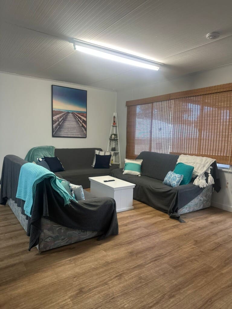 982dab99 c270 4098 9242 d3cce0ae0876