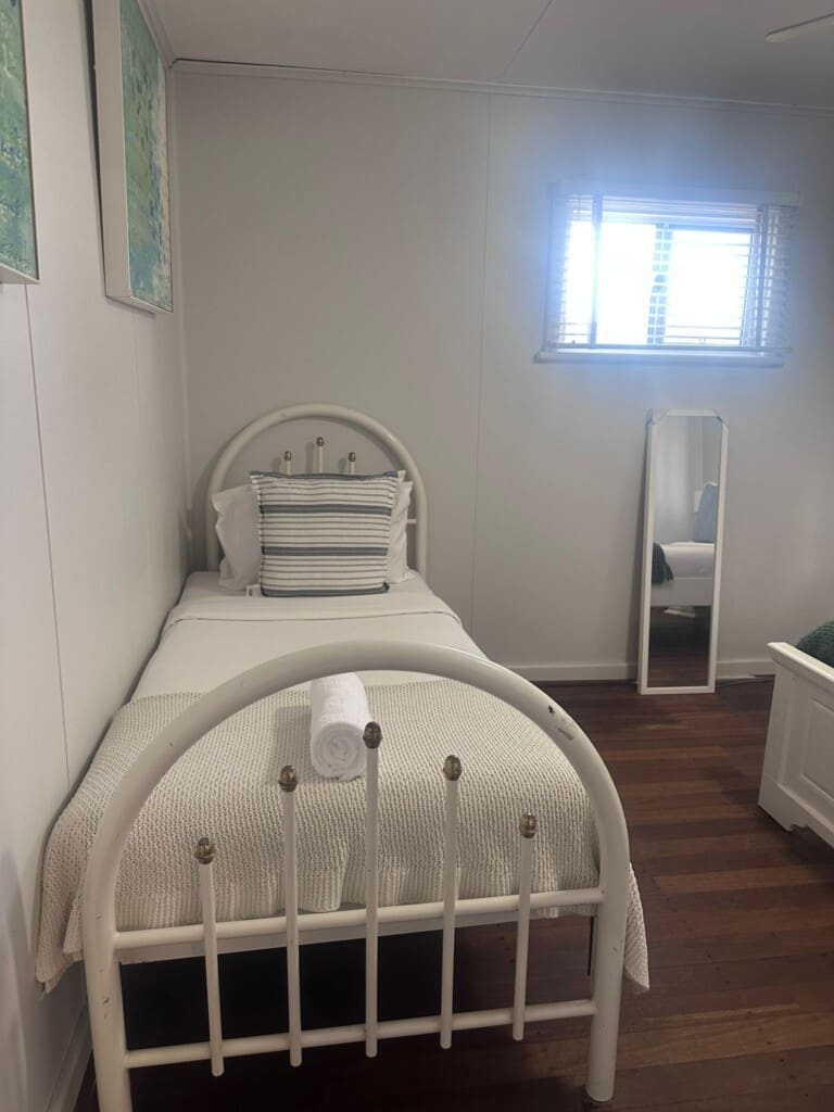 a04978b4 76fb 44de 97d4 ee2e0ddbafa2