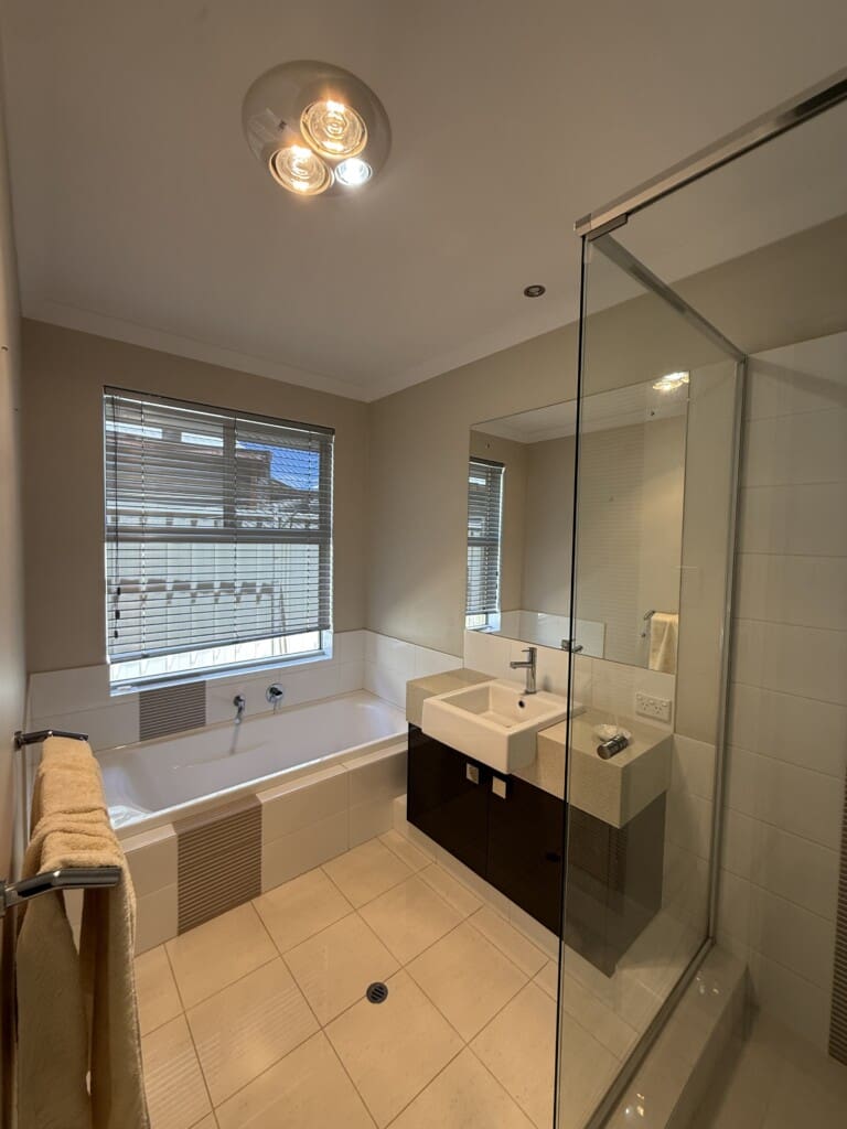 2897f1e9 b07f 463a a647 97fcdfadea24