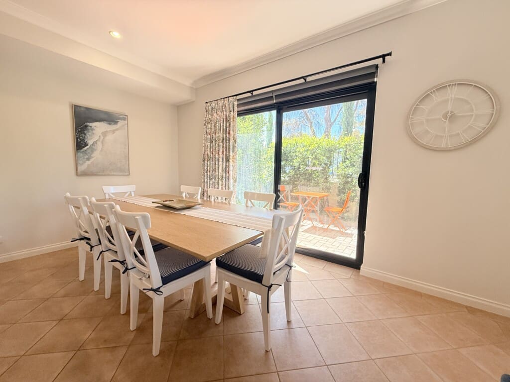 4c37bafb 412a 4452 9782 3f25df67e240