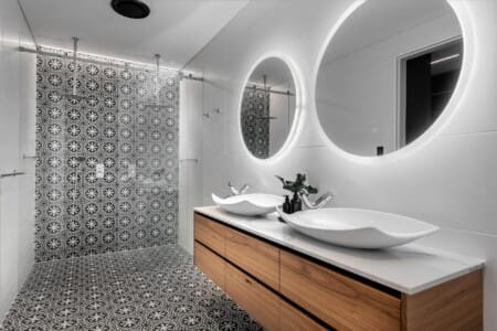 ddff673e c19e 4b3b 8355 5a83993c2c53