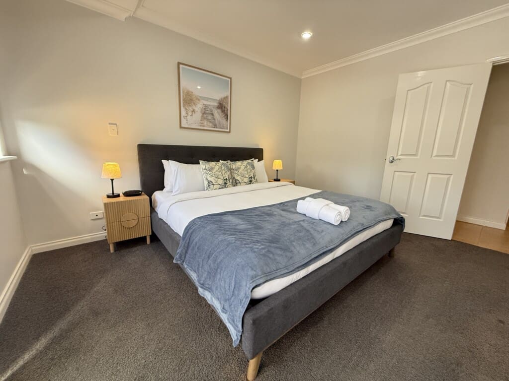 f47157ee 74b5 4c33 ad54 39a0b0e28e51