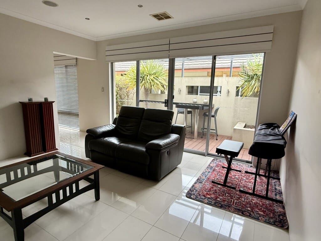 Photo 19 11 2025, 12 56 10 pm