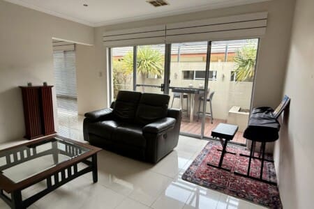 Photo 19 11 2025, 12 56 10 pm