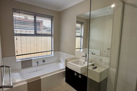 Photo 19 11 2025, 12 59 26 pm