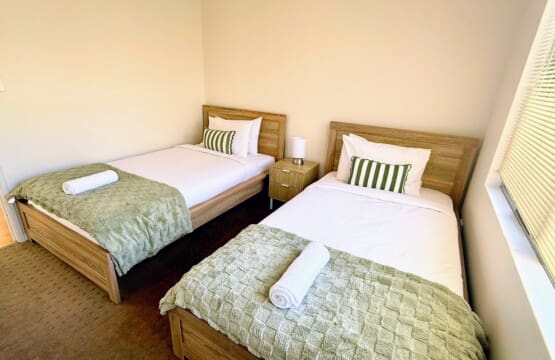 e5322842 fb11 4ce5 8ffa 21b4c2254345