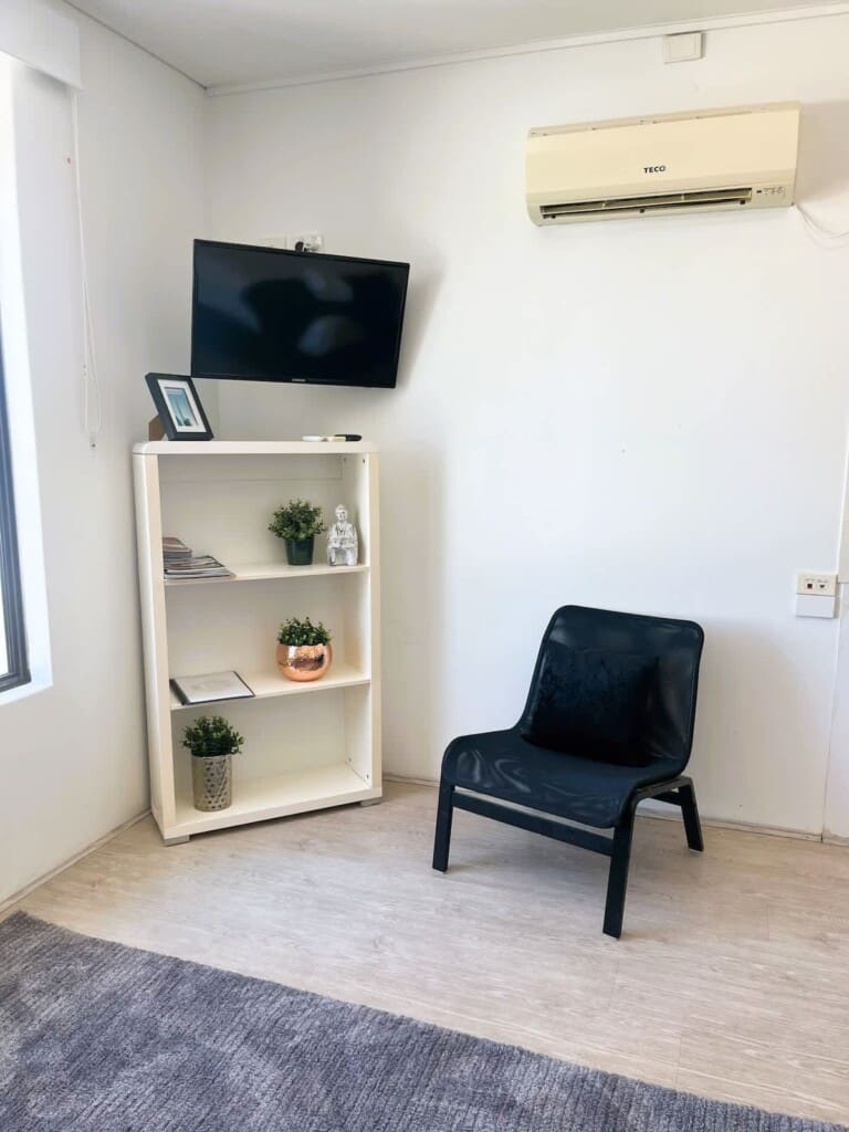 04e0889c 1b03 46 3VCBX