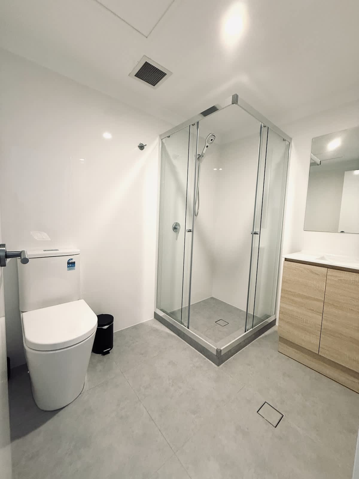 059cd398 bbc6 4e mmMUR