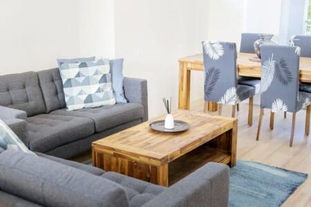 05fe0b00 dacc 43 3vUau