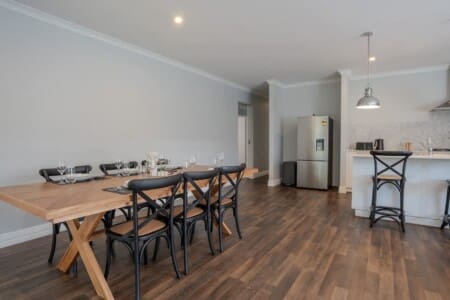 073f6f8b 05e8 4b OKPKo