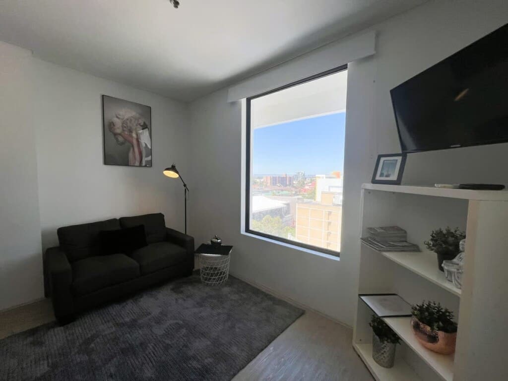 0b415c00 6750 4c 7elRS