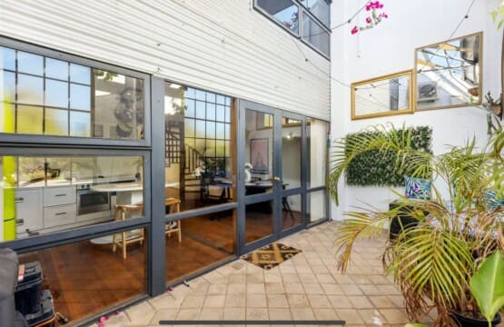 0e2ce2dc 5abe 4b gJ5eS