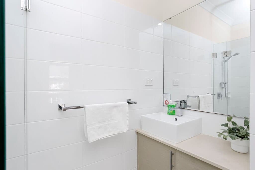 11209ea9 69b0 49 ZbYq6