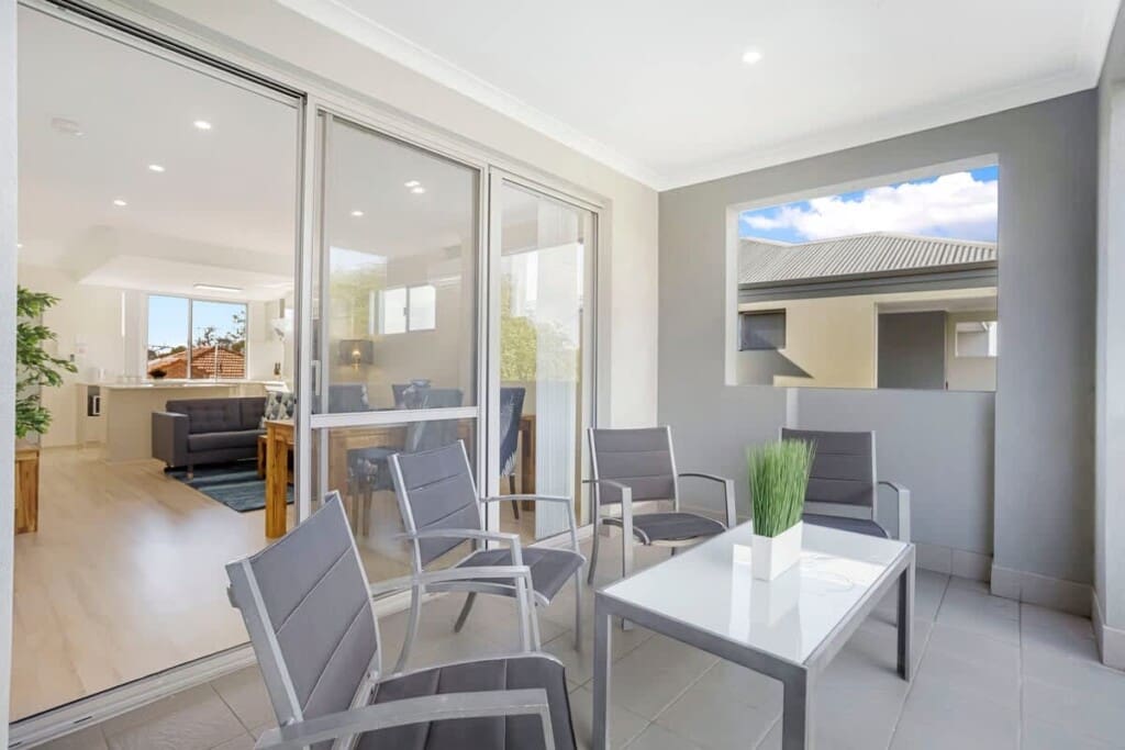 13480897 f4bf 4b rL eT