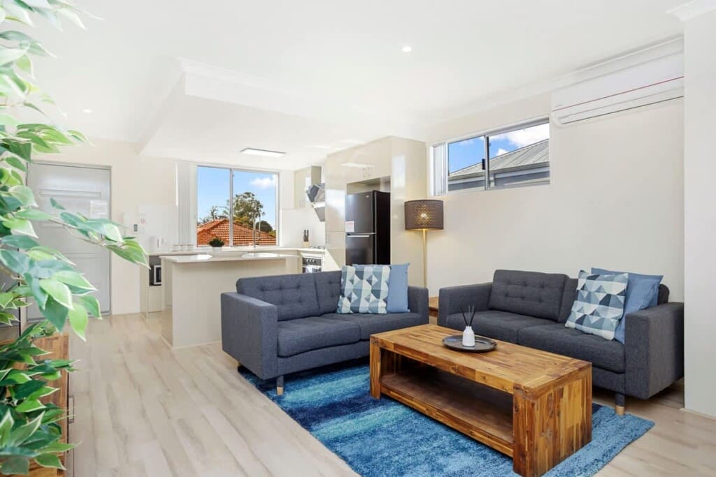 1845e206 c8cc 4c ziNu3