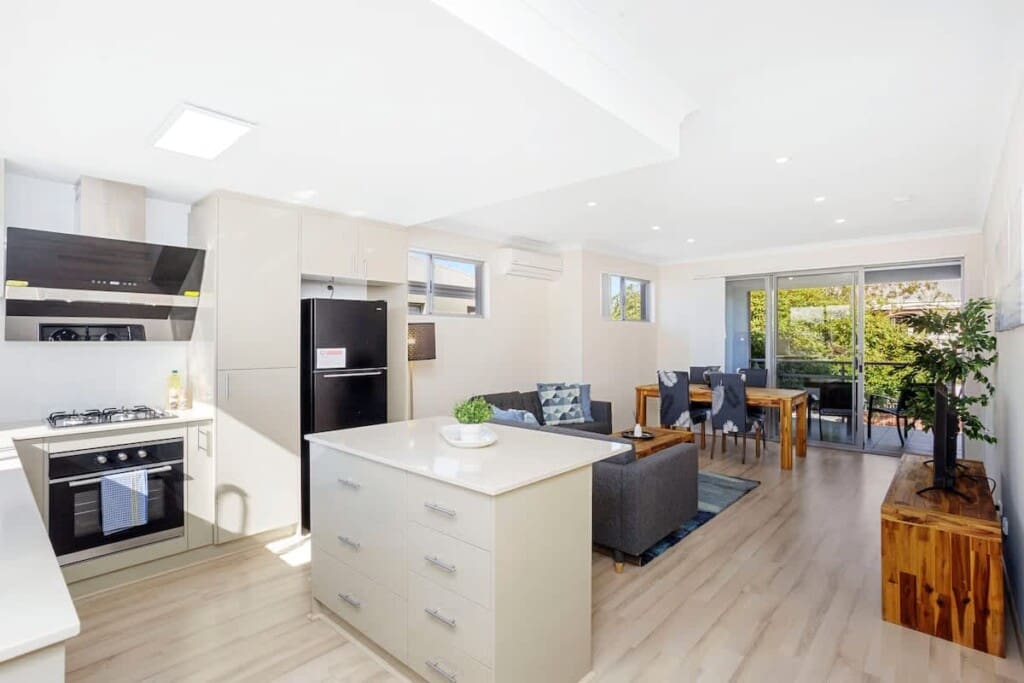 1b78a0e4 3e84 4f 4U55