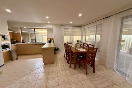 1f9ceb75 2fd7 4e PgrAC