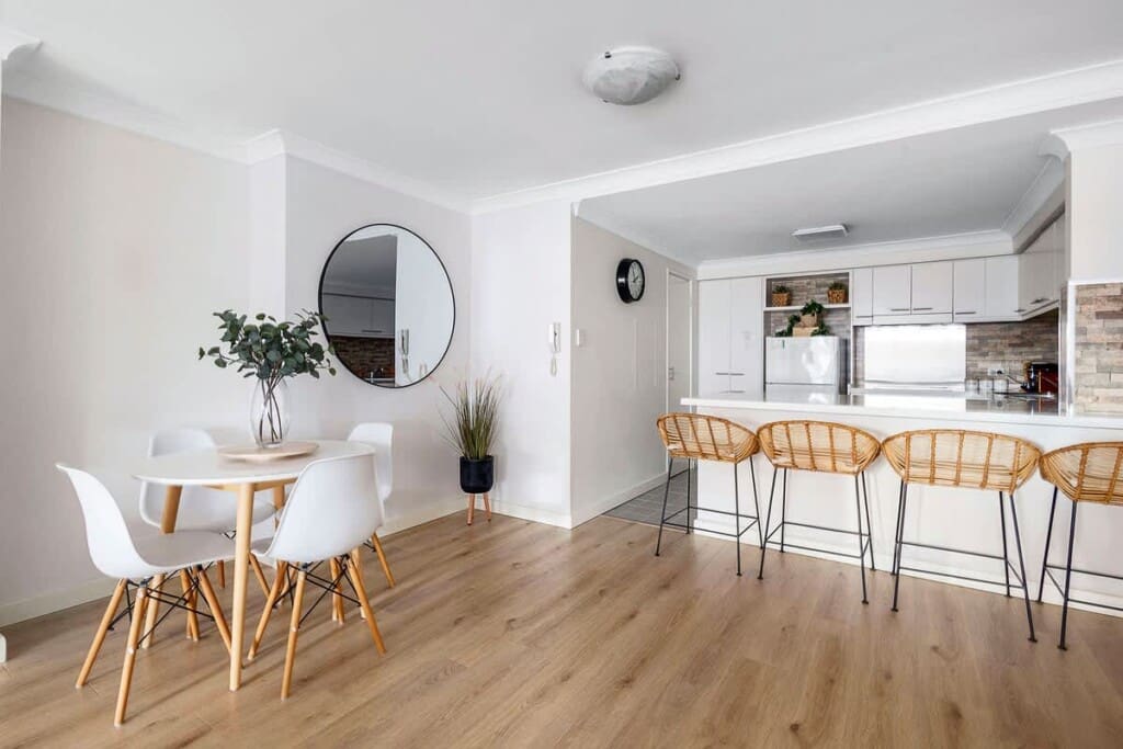 23f6e1a3 602c 42 vkSGg