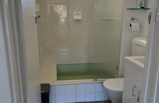 275ceb25 8024 4c zHgzY