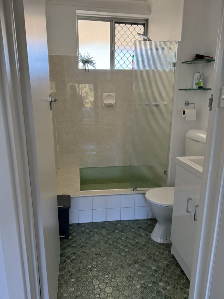 275ceb25 8024 4c zHgzY