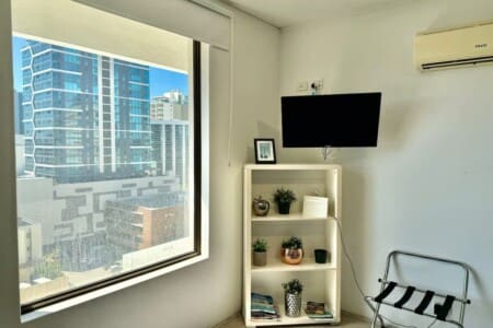 2b0f71fd 7dbe 4a 6fWUN