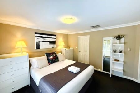 2c0cd7f9 bdbc 49 02nYo