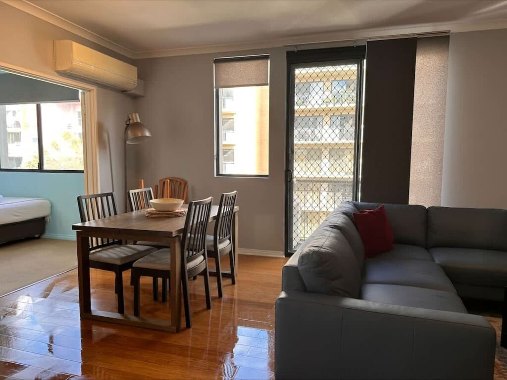 2c0e562a 9253 43 nm2Q