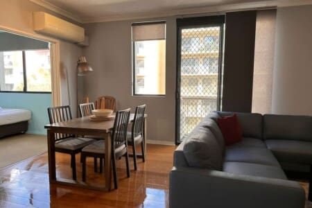 2c0e562a 9253 43 nm2Q