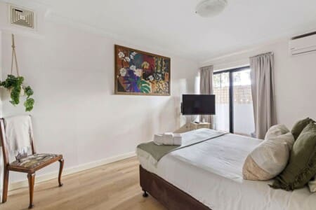 2cf0103f 6d80 4f a 6lR