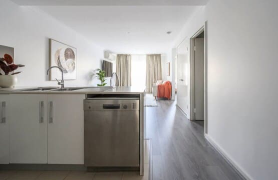 3410be12 94c2 45 Db4if