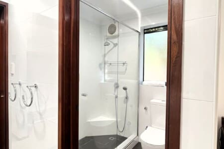 3d2c76b6 9b73 4a AA8lD