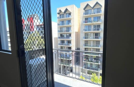 3ddae7f0 7294 45 jhKvC