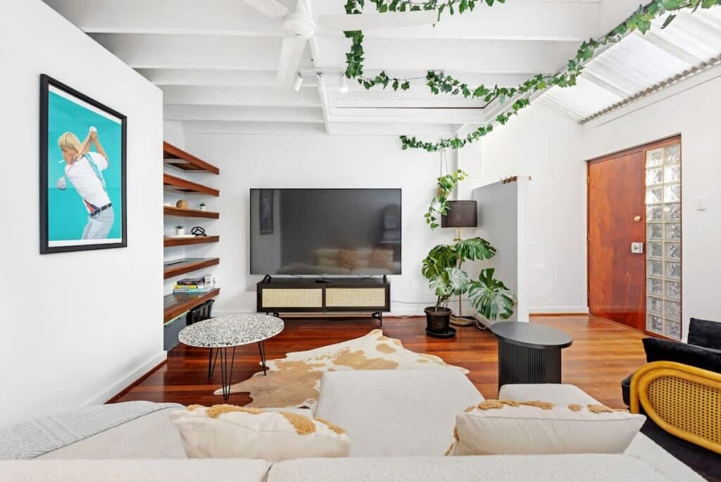 3eeedc5b c2f1 4b rf5Js