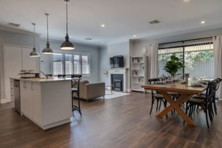 41b22c9e f5a0 41 VotuQ