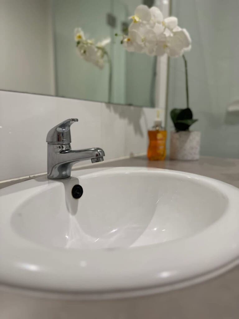 41b6afa9 2bf0 4c L8zRW