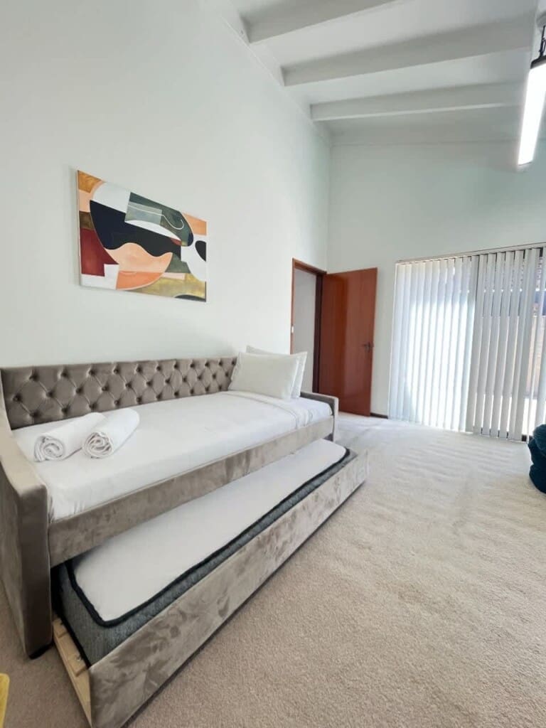 493d7a30 a834 4c Tjas3