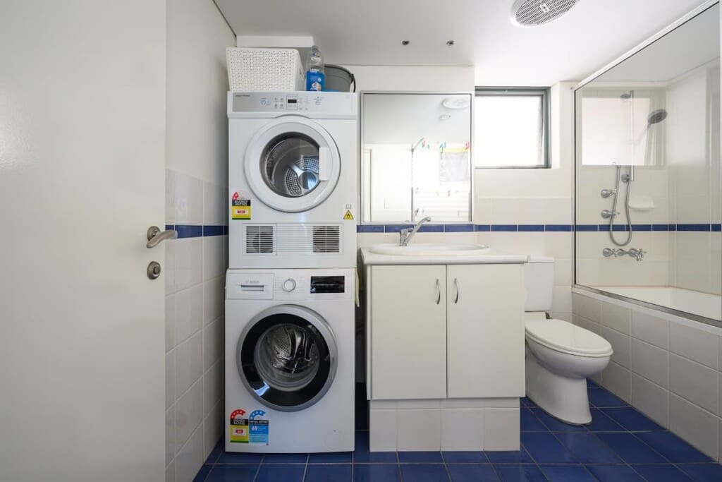 4f1baf90 b171 45 qDlda