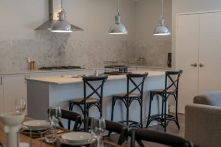 4fad4733 10a5 41 tlzYU