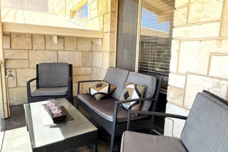 517fec59 42ac 4e PiC8a