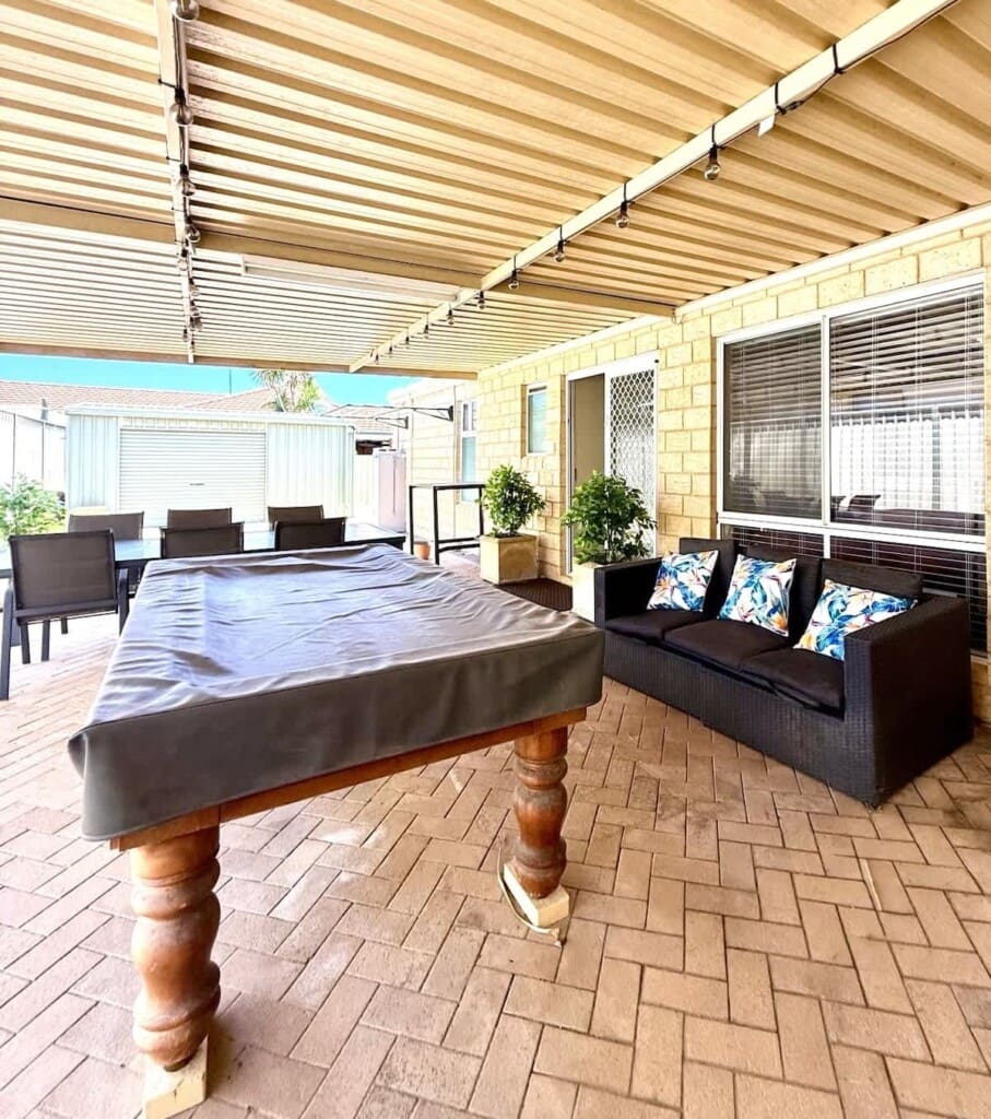 53678a00 3f93 47 YJo25