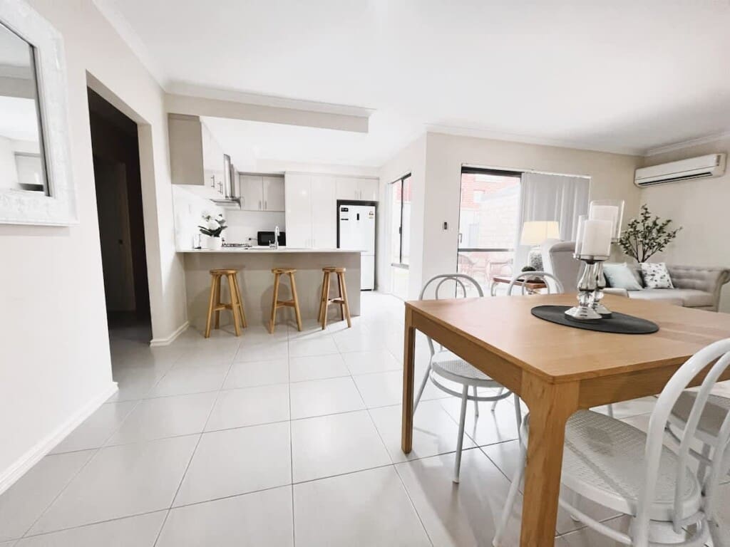 55240998 a5c1 4d huub1