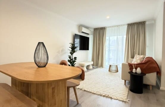 5c083894 5b0d 48 Jb6ur