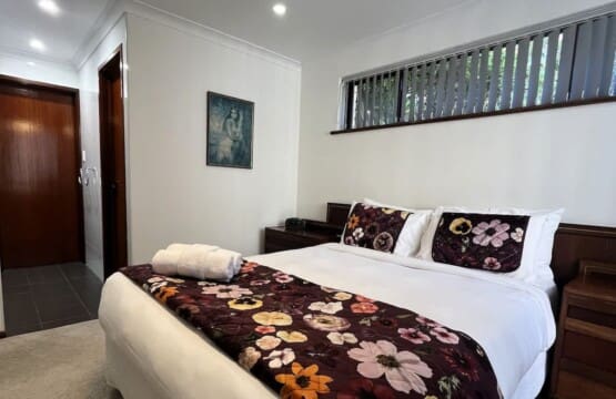 649f0a2b 73fb 4e w7yVo